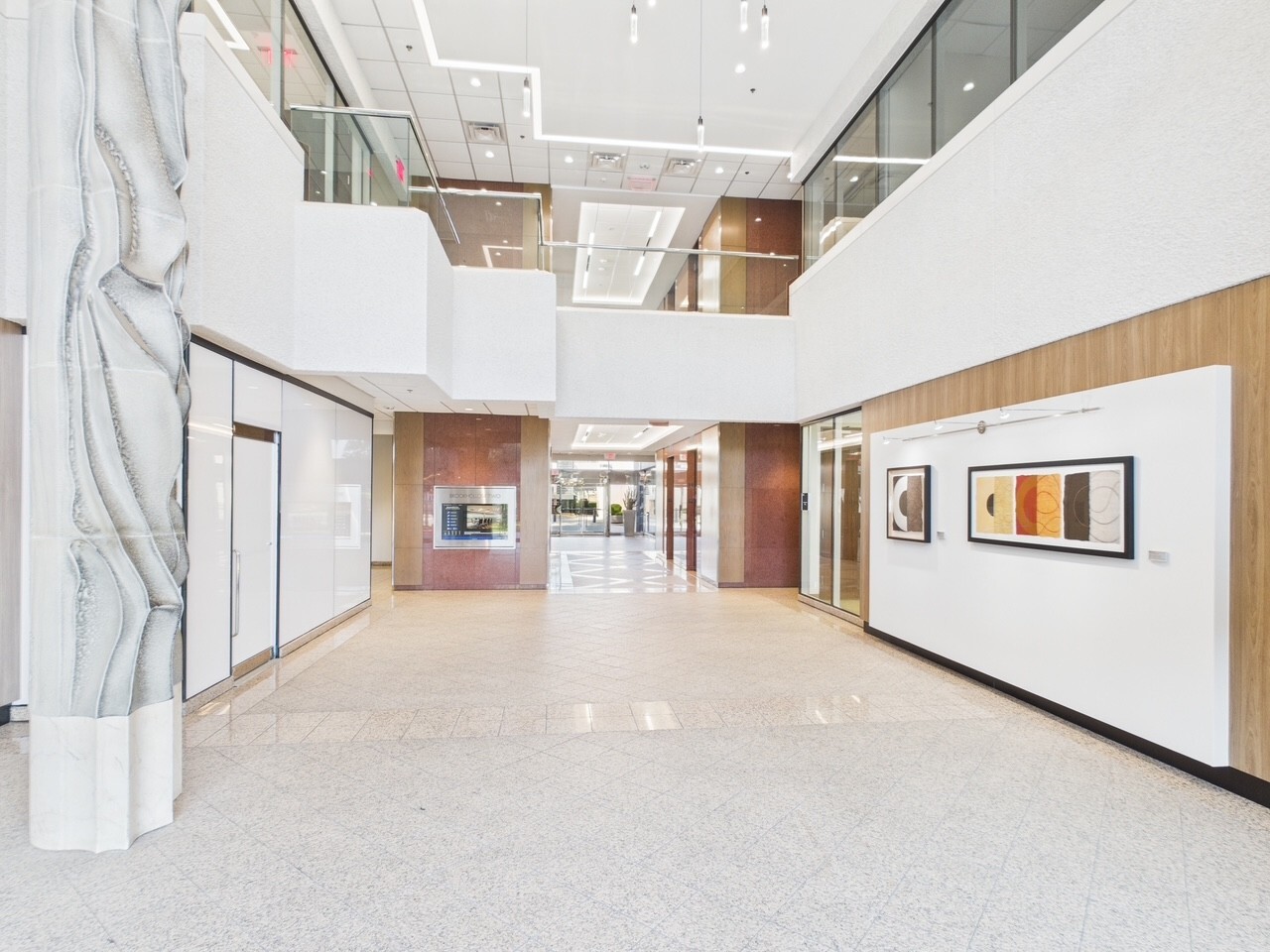lobby4-1